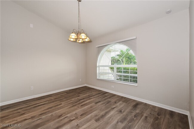 Building Photo - 3220 51st St W
