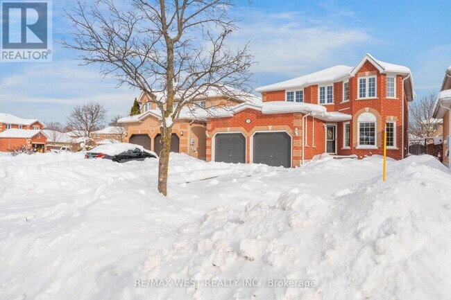 Building Photo - 20 Felt Crescent