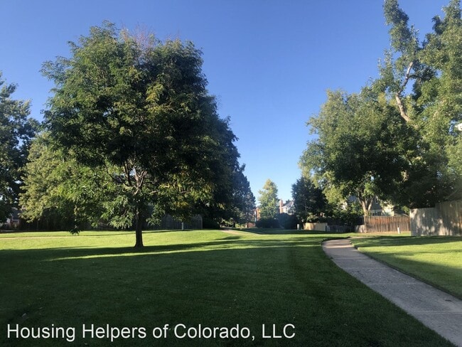 Foto del edificio - 3 br, 3.5 bath House - 8724 Garrison Court