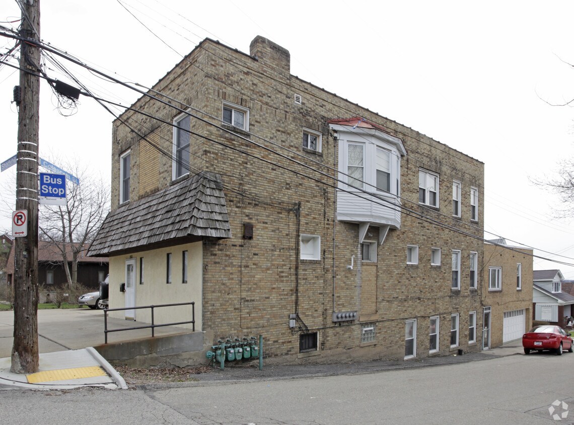 Building Photo - 200 Shady Hill Rd