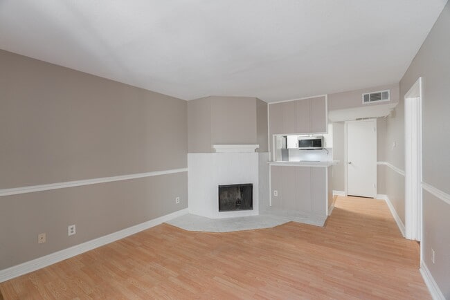 Foto del edificio - 4635 Wild Indigo St