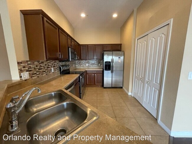 Foto del edificio - 2 br, 2 bath House - 6464 S. Goldenrod Rd....