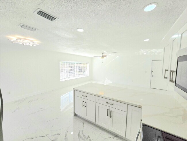 Foto del edificio - 1848 NW 55th Ave