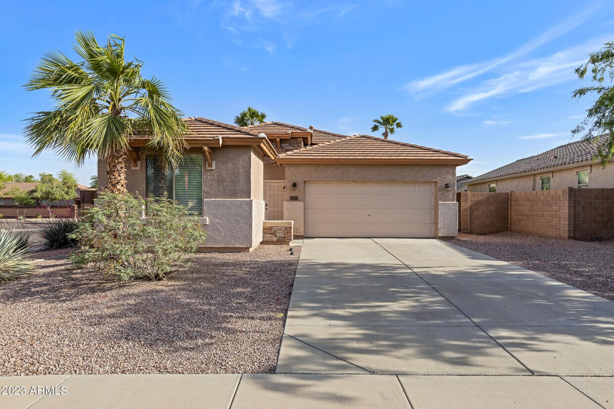 16945 W Manchester Dr, Surprise, AZ 85374 House Rental in Surprise