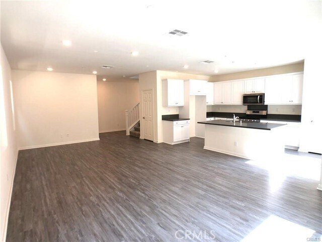 Building Photo - 851 Brynlee Pl
