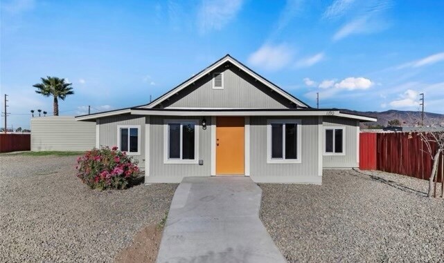 Foto principal - 1190 S San Jacinto Ave