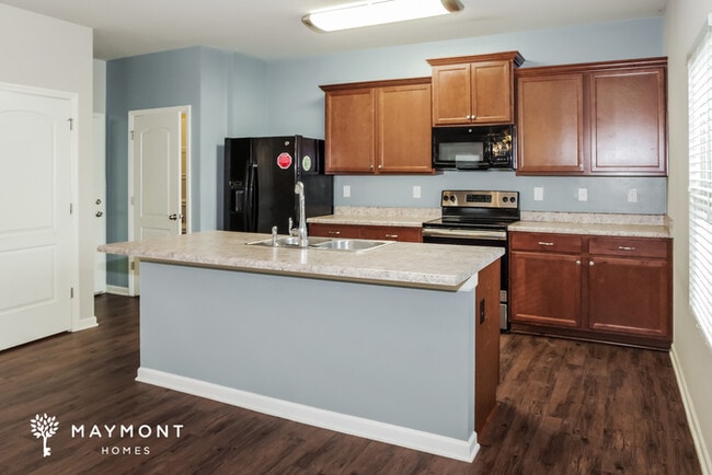 Building Photo - Spacious 4 Bedroom in Harvest, AL