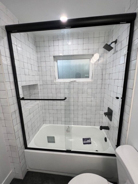 Foto del edificio - 24332 1/2-24334 1/2 Chestnut St