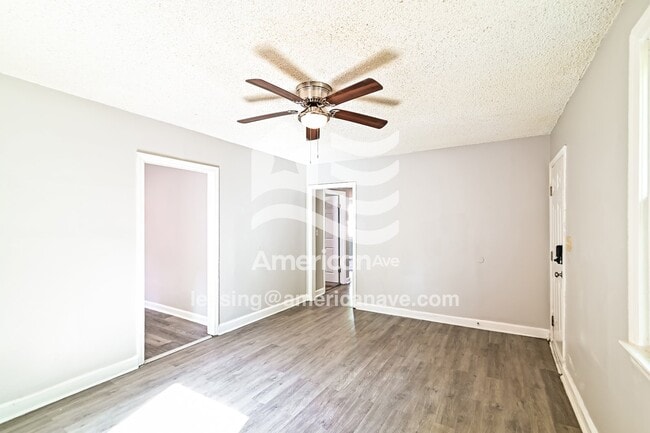 Building Photo - 2210 Corning Rd