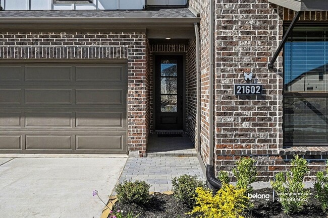 Building Photo - 21602 Tumble Mustard Ln