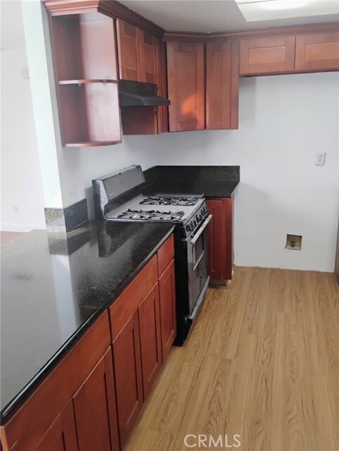 Foto del edificio - 21862 Dracaea Ave