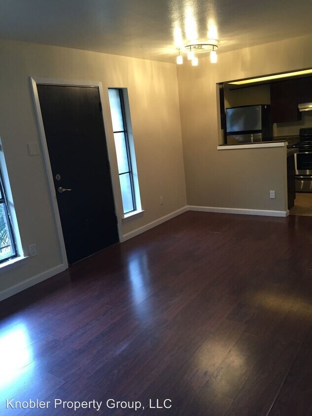 Primary Photo - 4125 Avondale Ave
