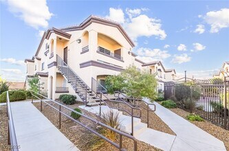 Building Photo - 2291 W Horizon Ridge Pkwy