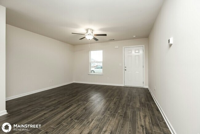 Building Photo - 213 Renwick Dr, La Vergne, TN 37086