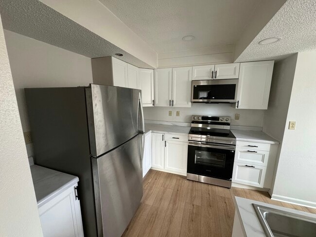 Foto del edificio - 806 7th Ave NW