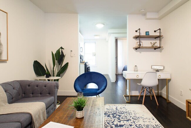 Foto del edificio - 359 W 39th St