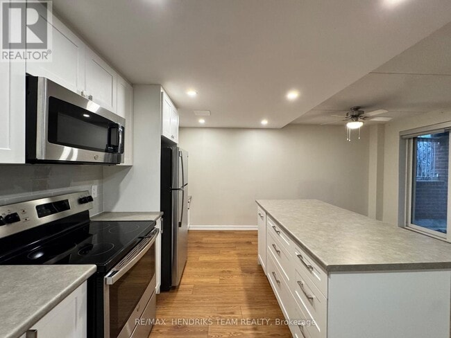 Building Photo - 100 Rockwood Ave