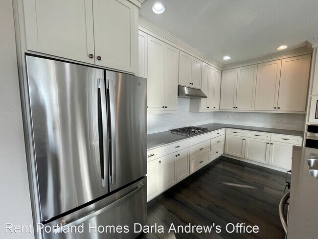 Building Photo - 3 br, 2 bath House - 2120 SW Dolph Ct