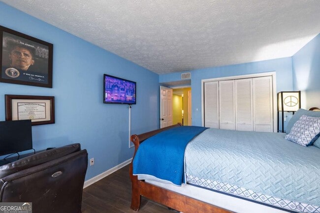 Foto del edificio - 2618 Stoney Creek Rd SE