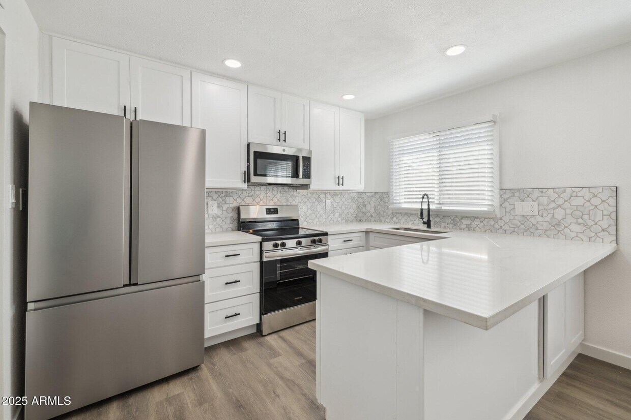 Foto principal - 6173 N Granite Reef Rd