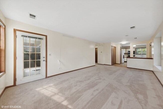 Building Photo - 317 Sheffield Dr