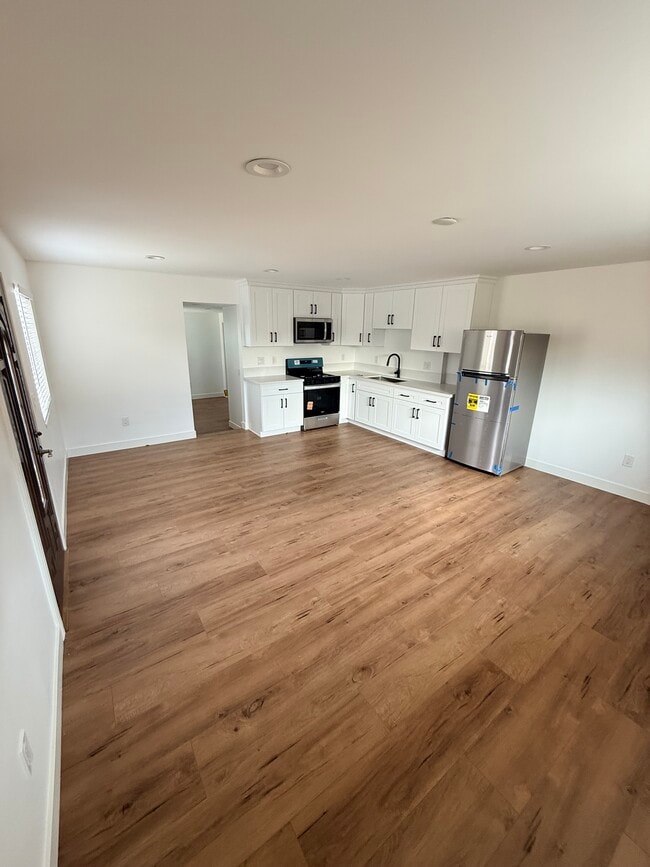 Photo - 9136 Clancey Ave Apartment