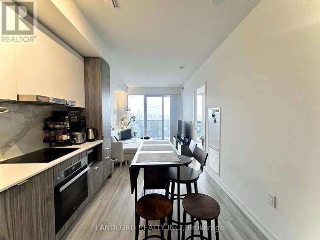 Building Photo - 55 Cooper St