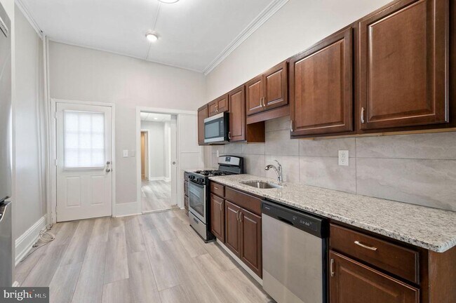 Foto del edificio - 2304 Catharine St