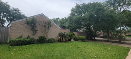 Building Photo - 11531 Overbrook Ln