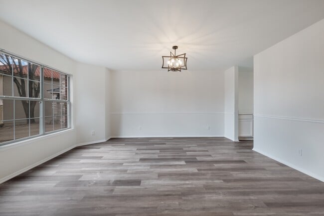 Foto del edificio - 7411 Tom Kite Ct