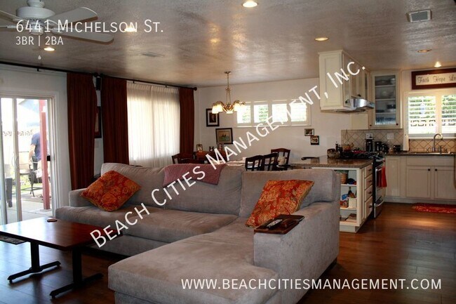 Foto del edificio - Beautiful 3 Bedroom, 2 Bathroom with AC an...