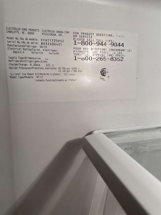 Foto del edificio - 11 Commonwealth Ct