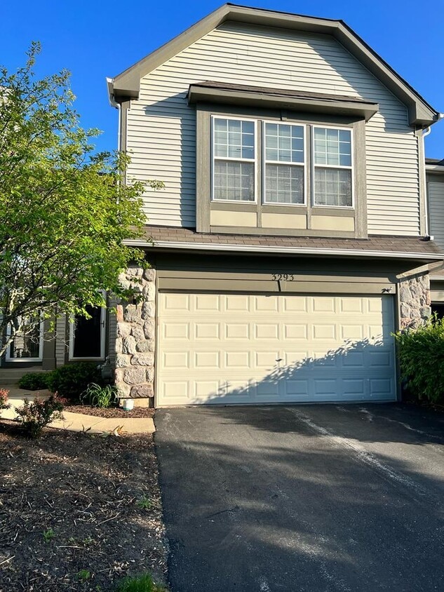 Primary Photo - 3293 Cremin Ln