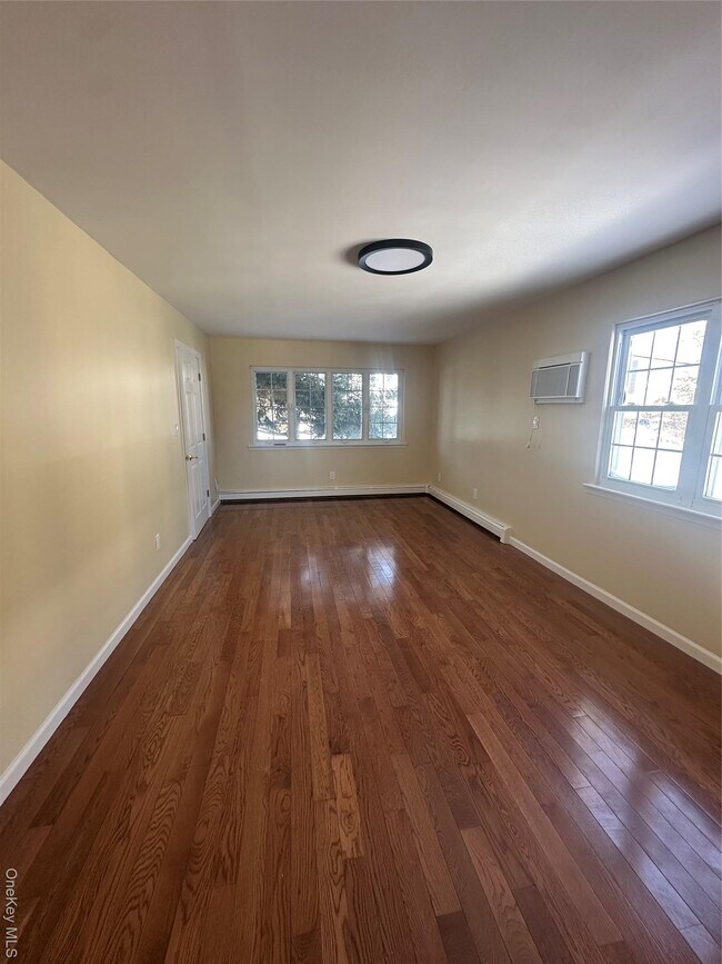 Foto del edificio - 158 Farmers Ave