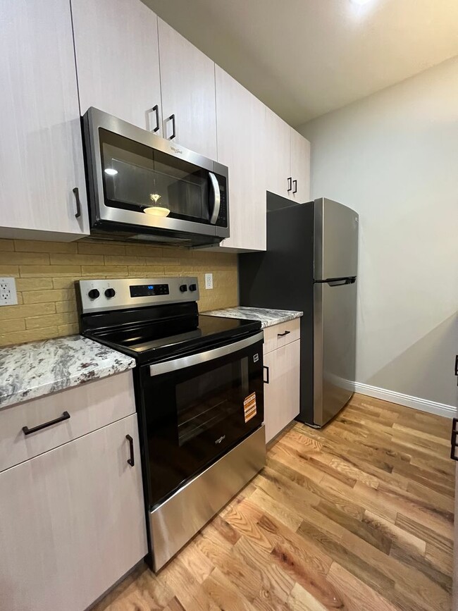 Photo - 6122 Walnut St Apartment