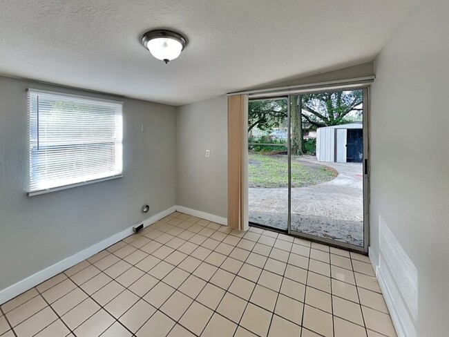 Foto del edificio - 5701 E 30th Ave