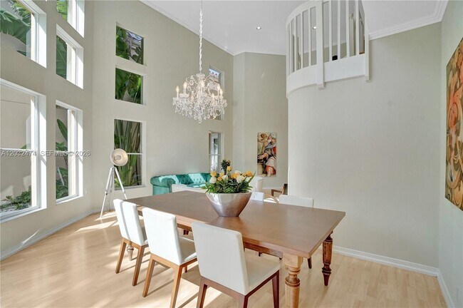Foto del edificio - 3718 NE 208th St