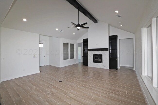 Foto del edificio - Available with our Lease with Purchase Opt...