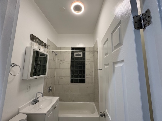 Building Photo - 6927 S Harvard Ave