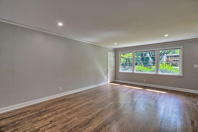 Building Photo - 201 Waccamaw Ave