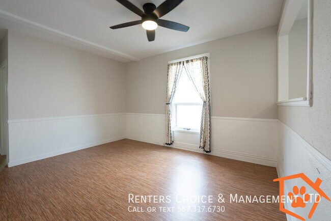 Building Photo - 3 Bedroom Pet Friendly House