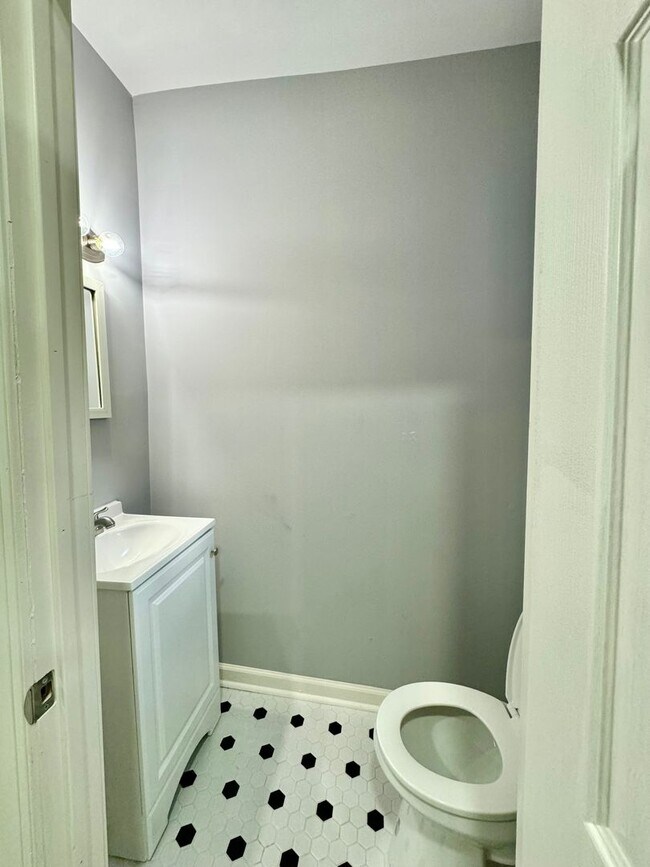 Foto del edificio - Anika Homes 3 Bedroom