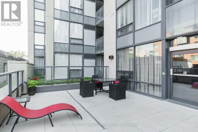 Building Photo - 280 Donlands Ave