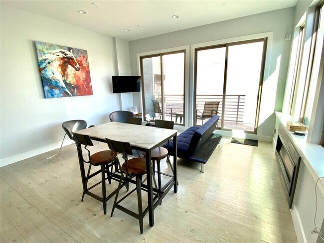 Building Photo - 1708 Winter St