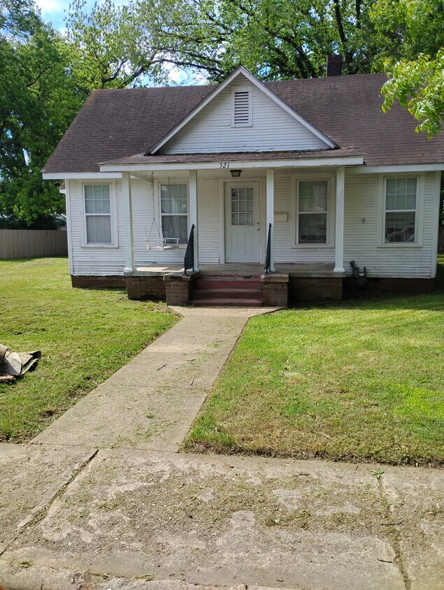 Foto principal - 521 W Hale Ave