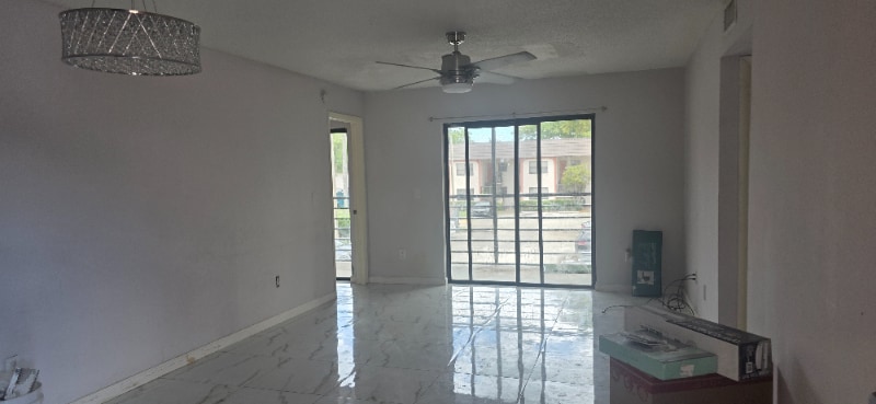 Photo - 900 NE 209th Terrace