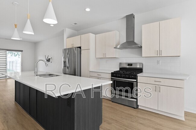 Foto del edificio - 1540 Pleasant St
