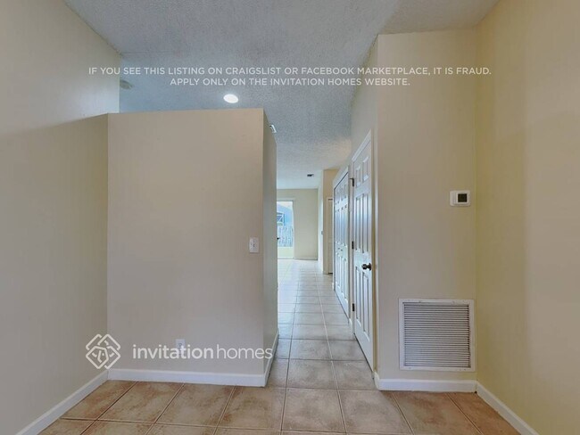 Foto del edificio - 6291 Adams St