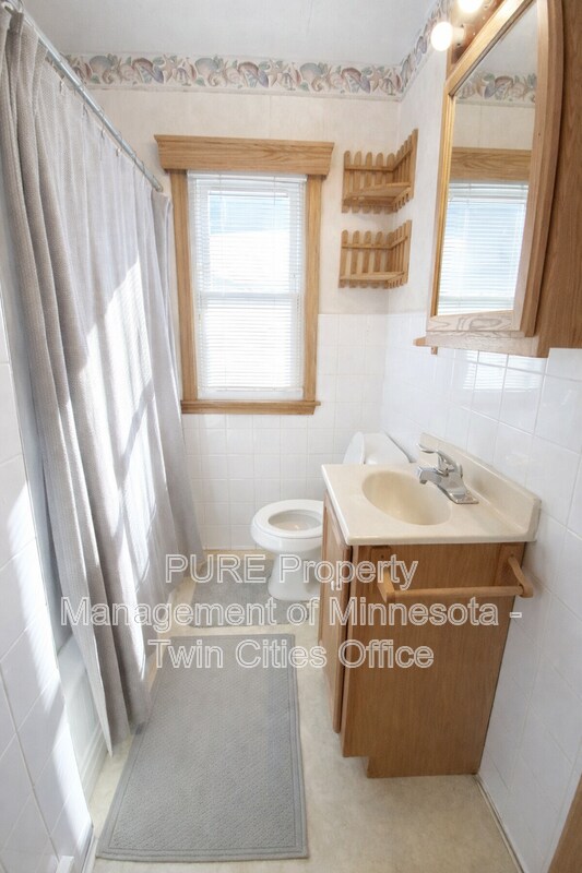 Foto del edificio - 1250 Jessamine Ave E