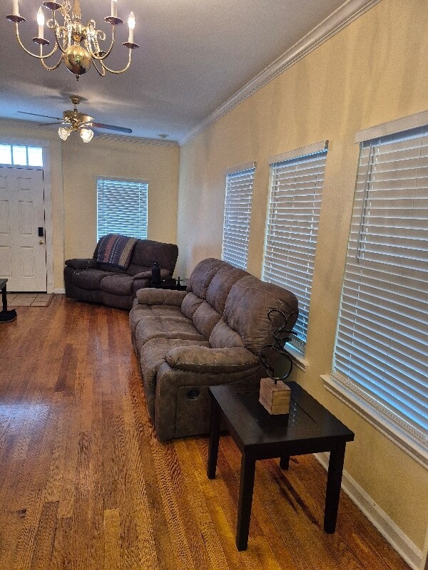 Foto del edificio - 152 S Foster Dr